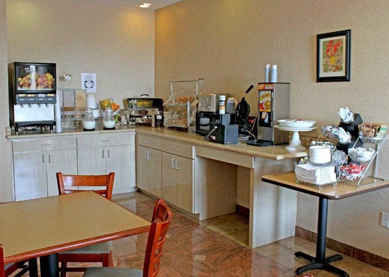 Quality Suites Темпл Экстерьер фото