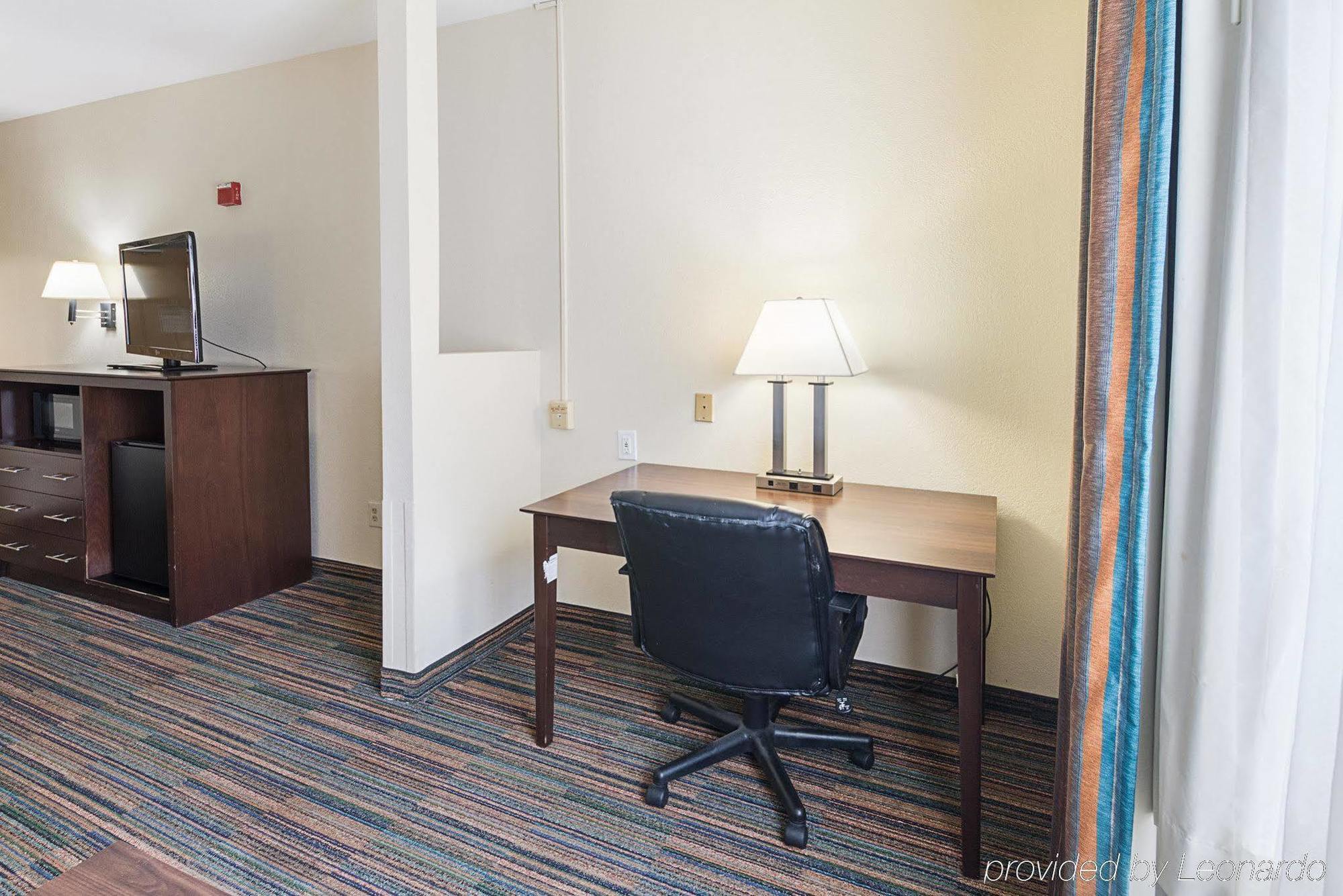 Quality Suites Темпл Экстерьер фото